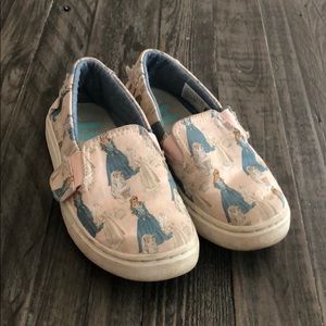Sleeping Beauty Toms